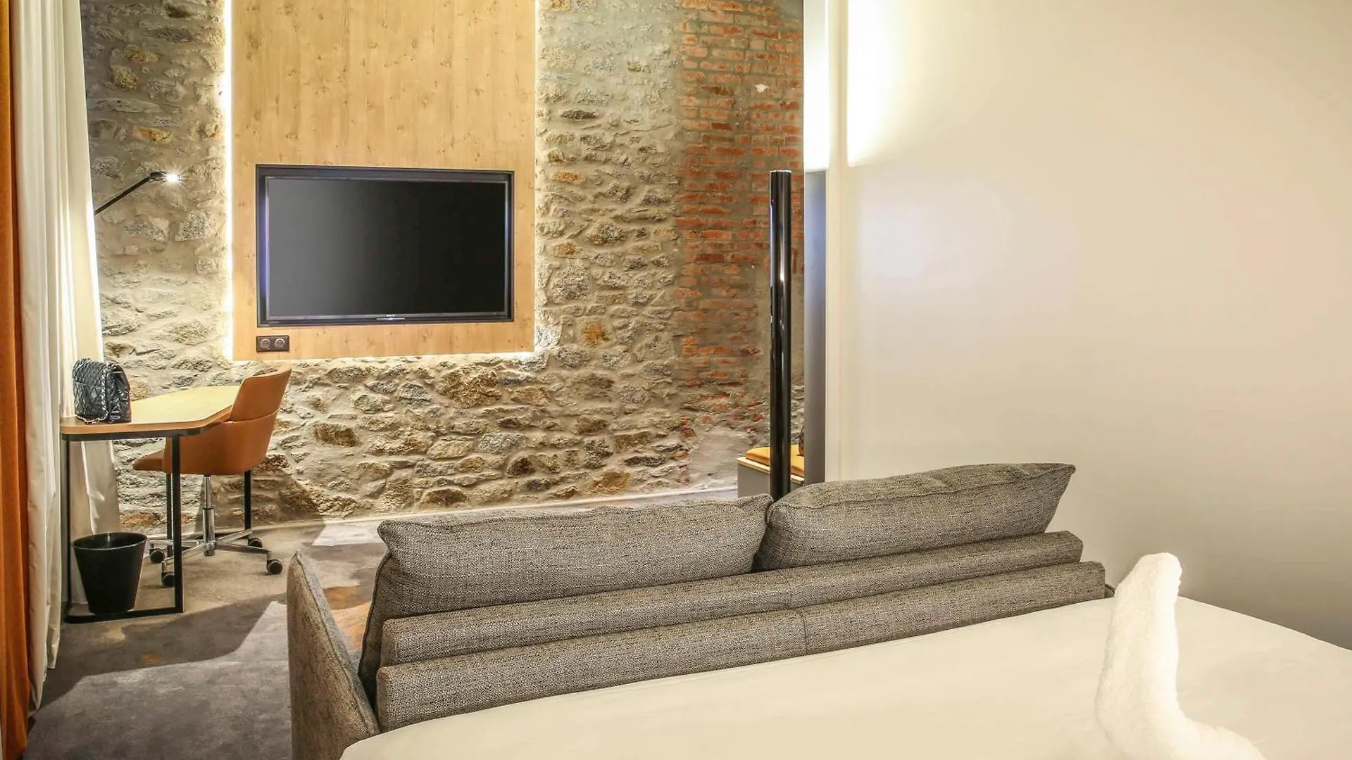 Novotel Saint Brieuc Centre Gare 4*, Saint-Brieuc