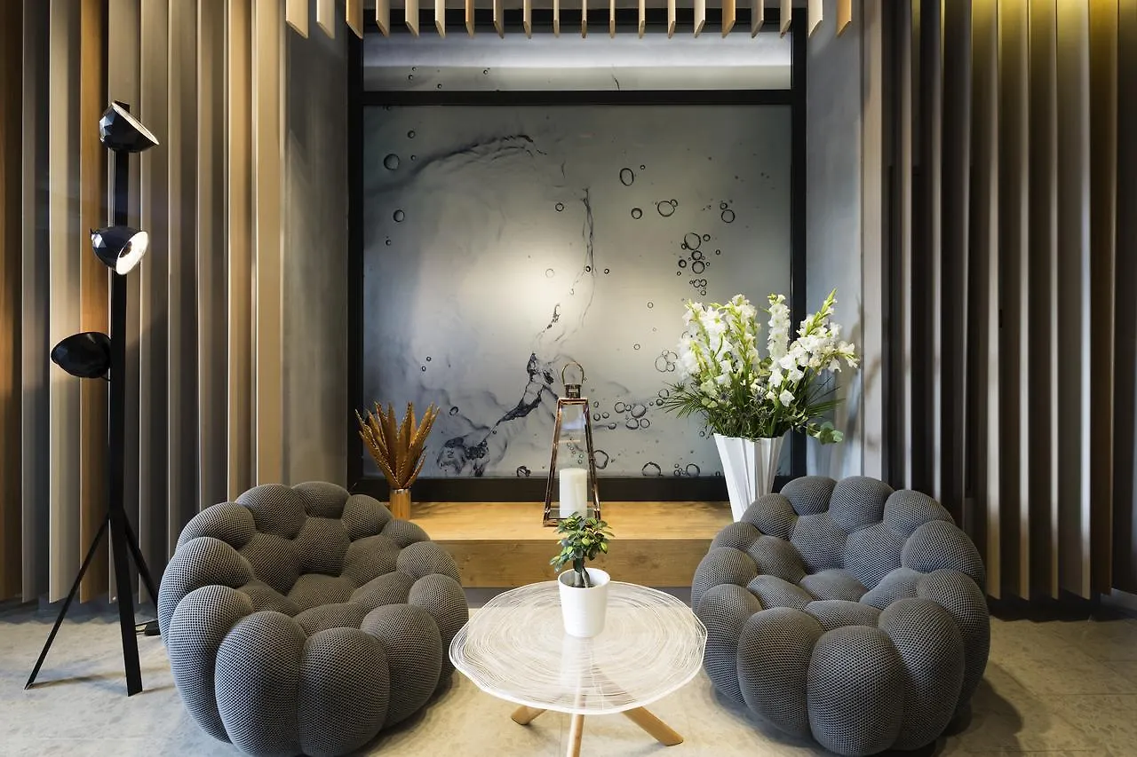 Novotel Saint Brieuc Centre Gare 4*, Saint-Brieuc