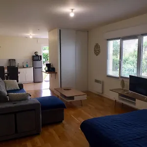 T1 Bis Proche Du Centre Avec Terrasse Appartement