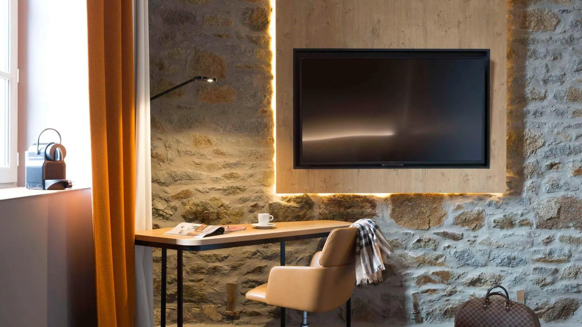 Novotel Saint Brieuc Centre, Hôtel design Hotel